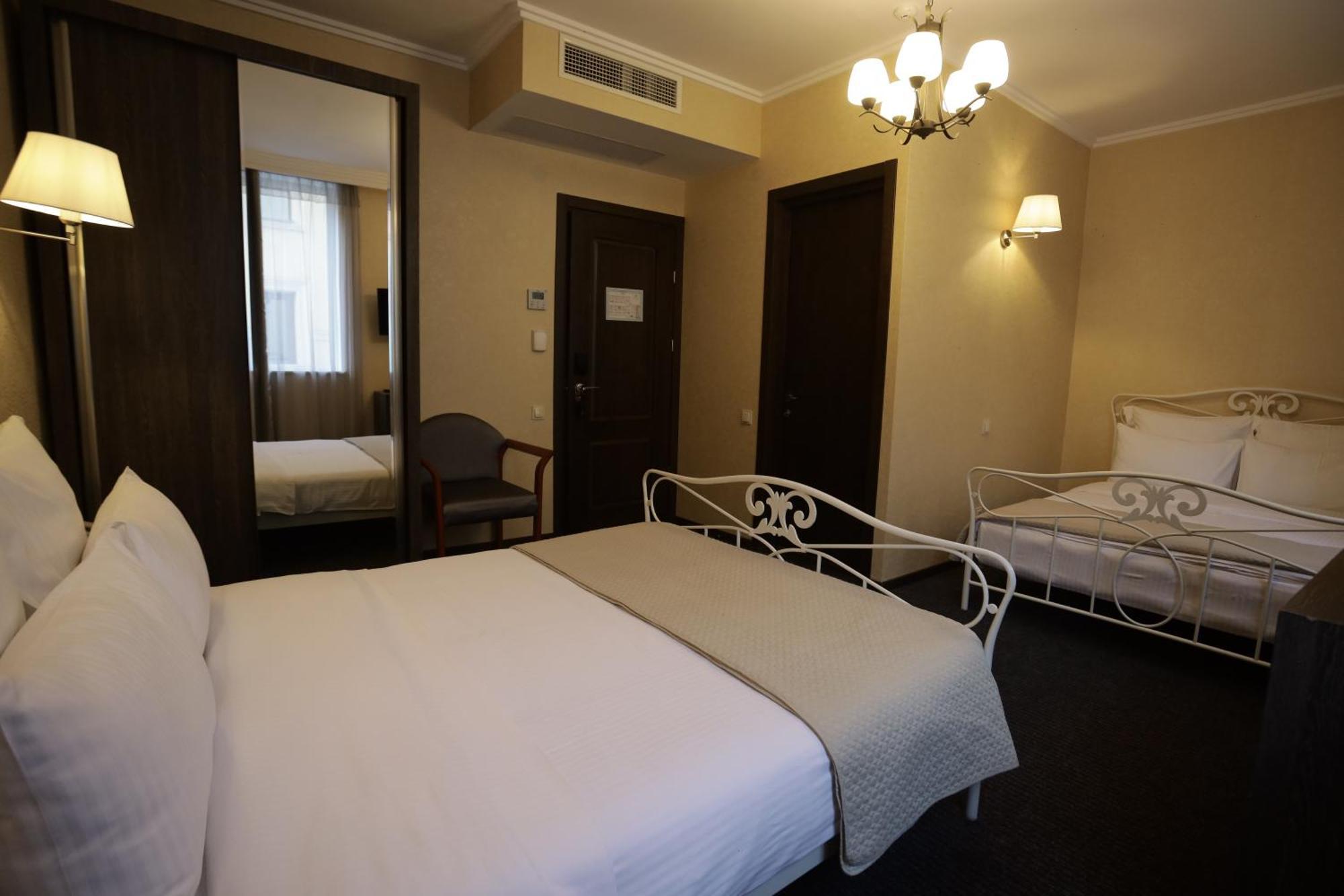 Redline Hotel Tiflis Dış mekan fotoğraf
