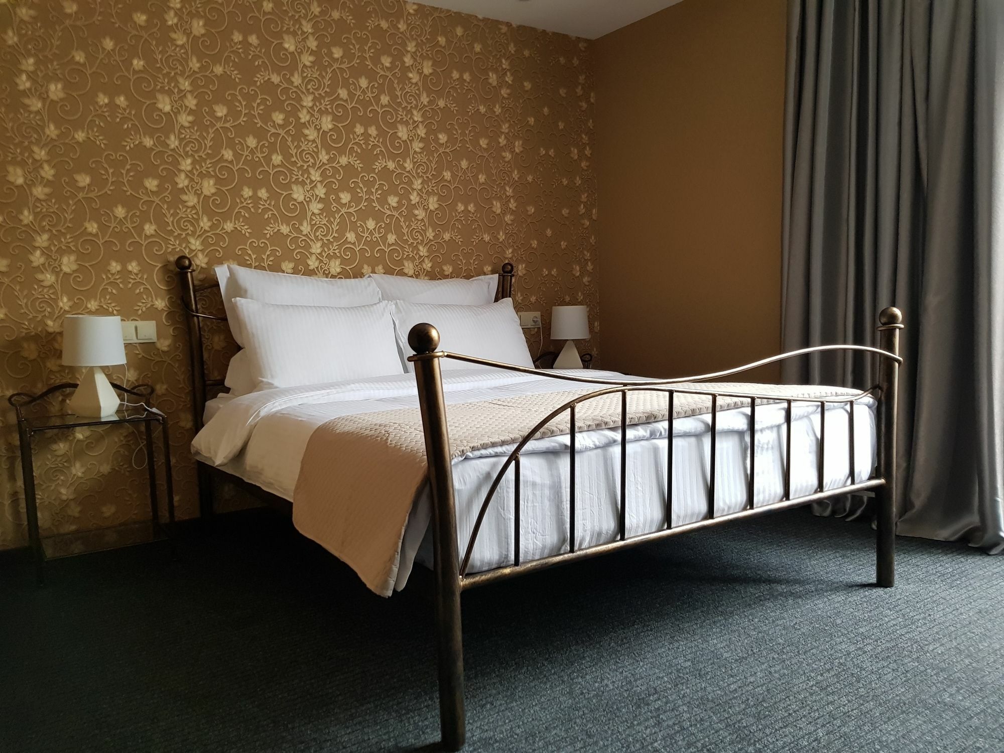 Redline Hotel Tiflis Dış mekan fotoğraf